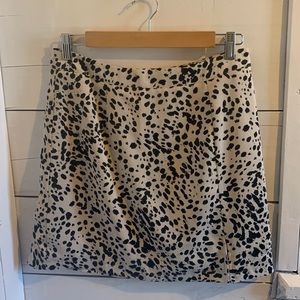 Leopard print high waist skirt in large